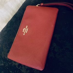 Coach wristlet, used once